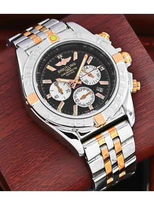Breitling Chronomat 44 chronograph Watch