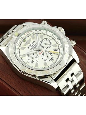 Breitling Chronomat 44 Watch