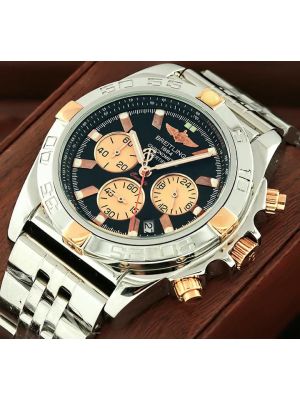 Breitling Chronomat 44 Watch